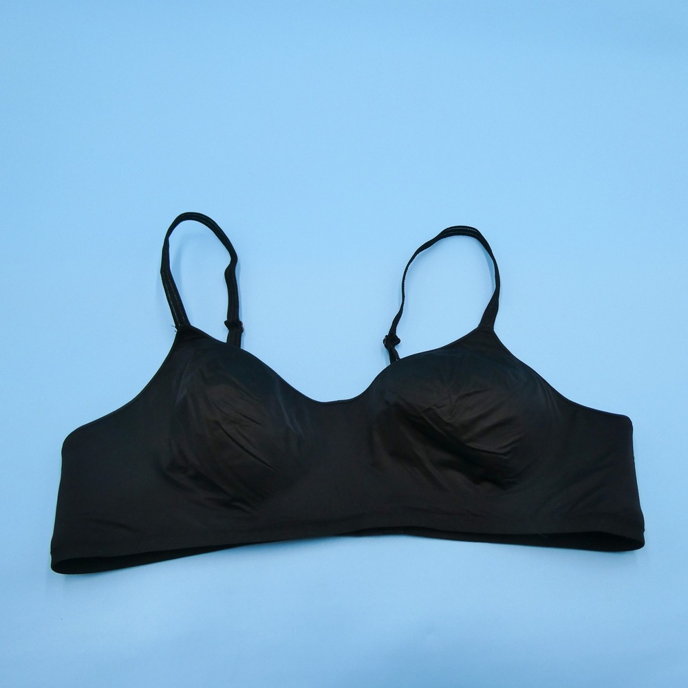 Victoria's Secret Wireless Bra Womens Medium Black‎ No-Wire Polyamide Blend